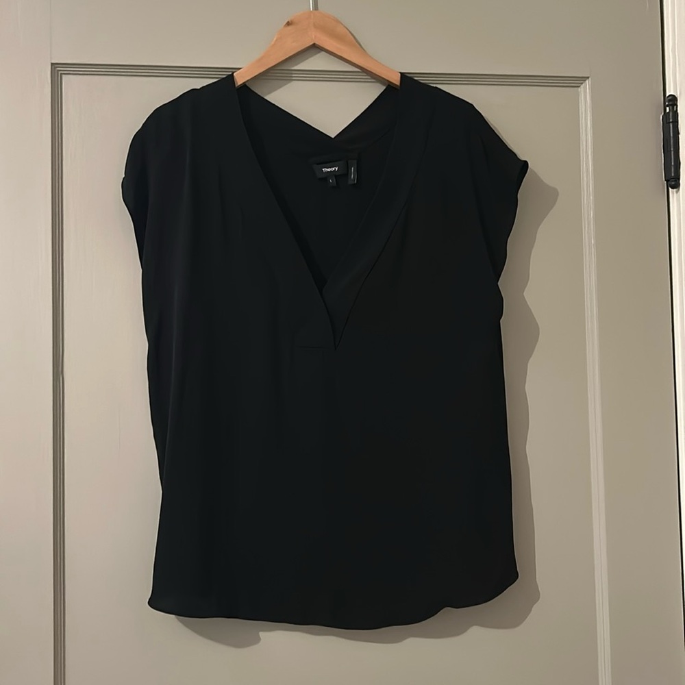 Theory 100% Silk Black Shell / Blouse